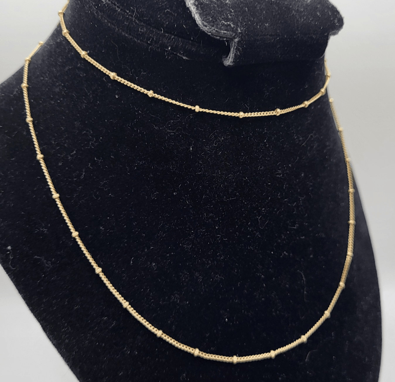 Stella & Dot Dainty Goldtone Station Necklace 31in