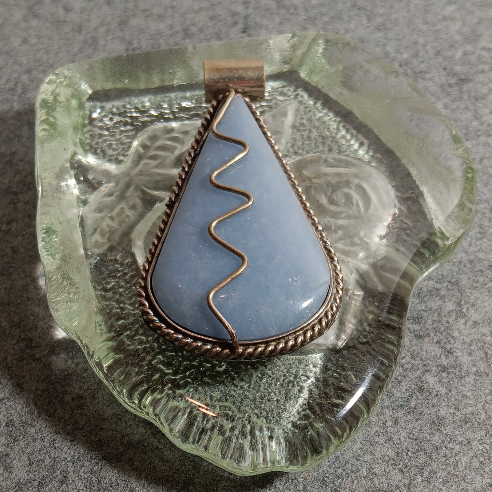 Vintage Native American Silver Blue Chalcedony Pendant Lake Superior WI Artisan