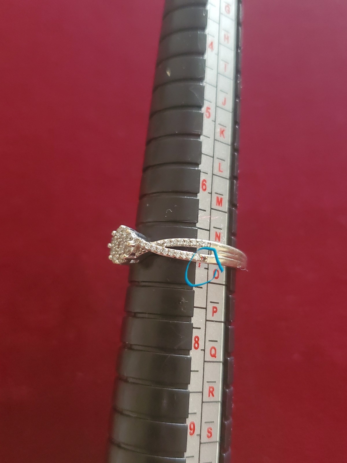 10k white gold diamond ring