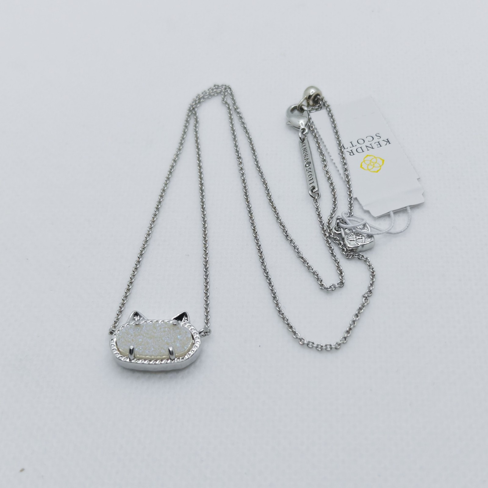 New Kendra Scott Elisa Cat Silver Pendant Necklace In Iridescent White Drusy