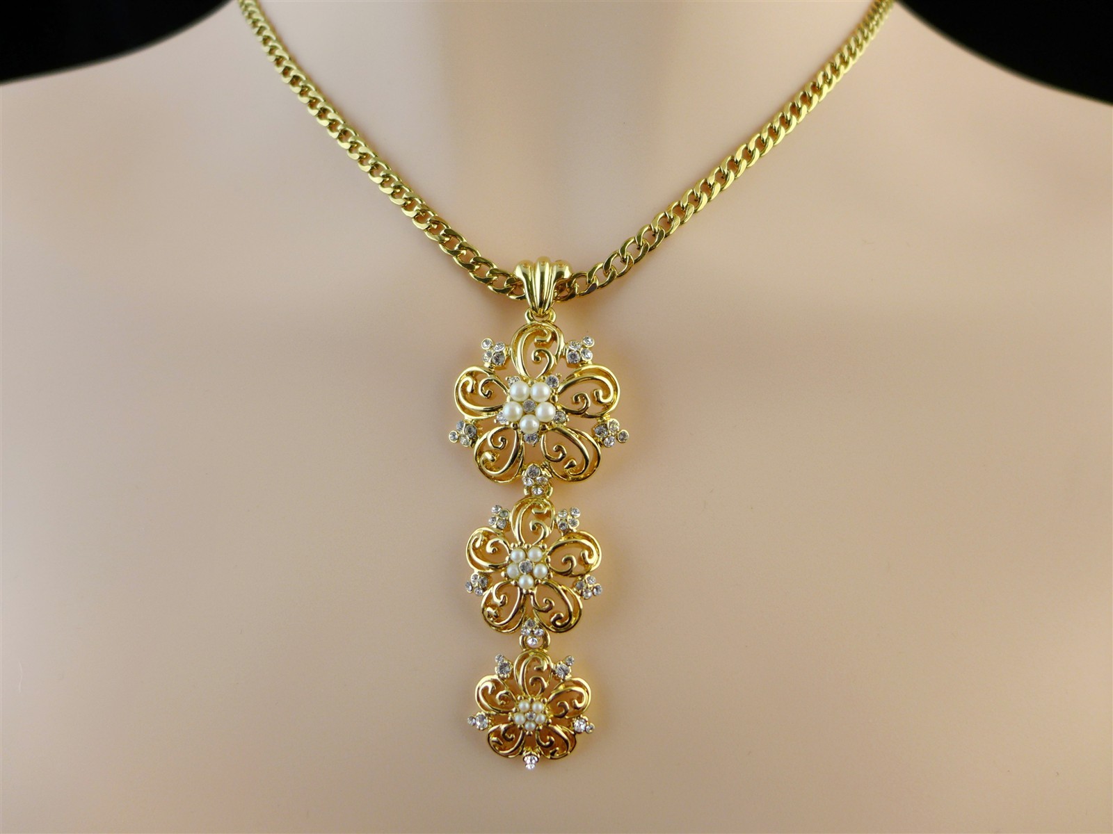 New Vintage Nolan Miller Triple Drop Gold Flower Pearl Crystal Delicate Necklace