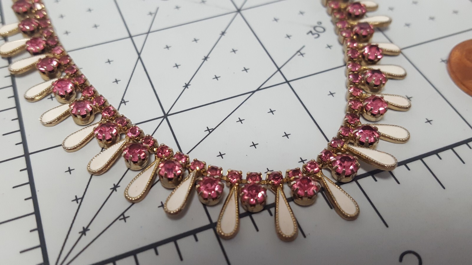 WEISS Pink Rhinestone White Enamel Necklace 15″ Clip Earrings 1″ Set Vtg TLC