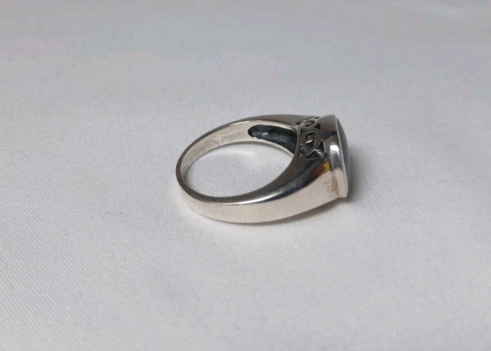 Sterling Silver Ring 925 Black Glass Cabochon – Size 7