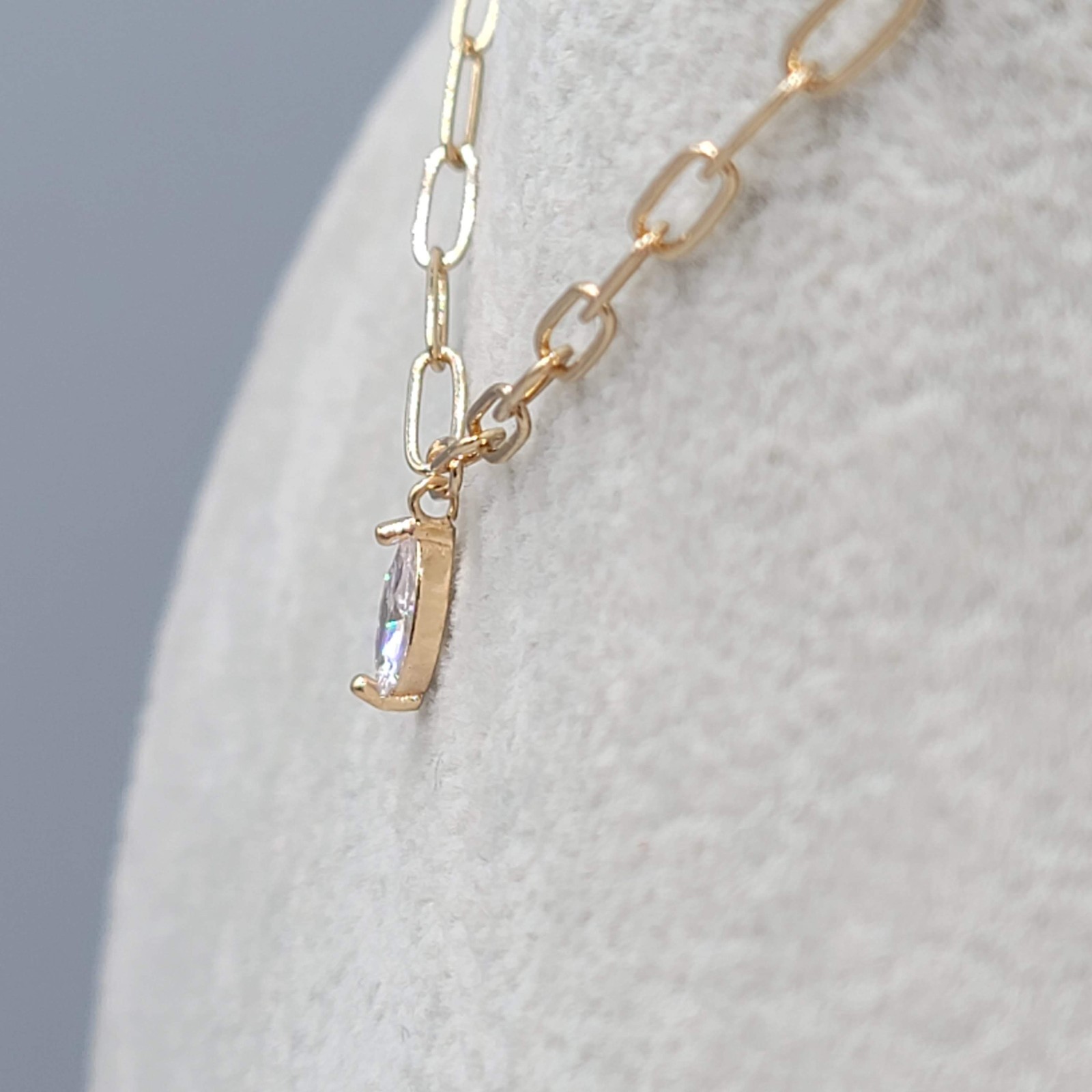 Marquise Crystal Pendant Choker Necklace Gold tone Chain Link 14″-16″