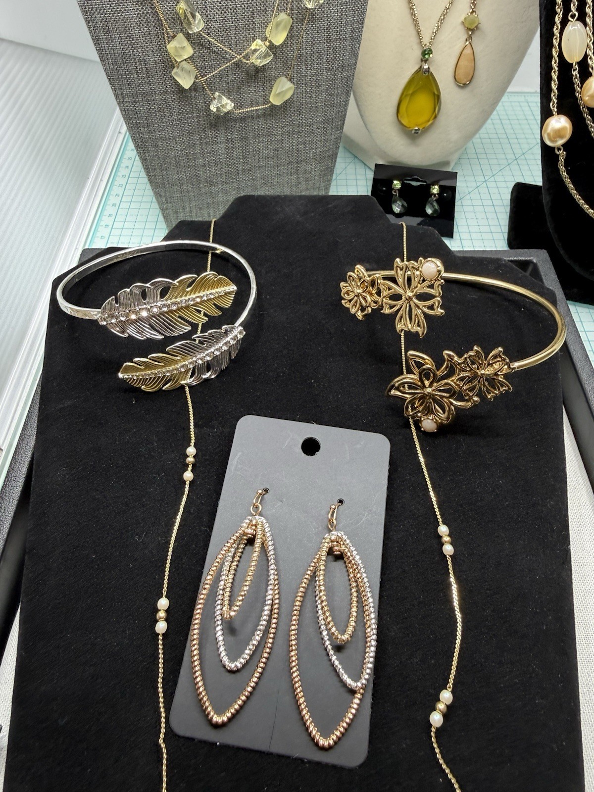 SOFT GOLDEN HUES Lot Of Mostly Avon Bracelets Necklaces Earrings Sets!