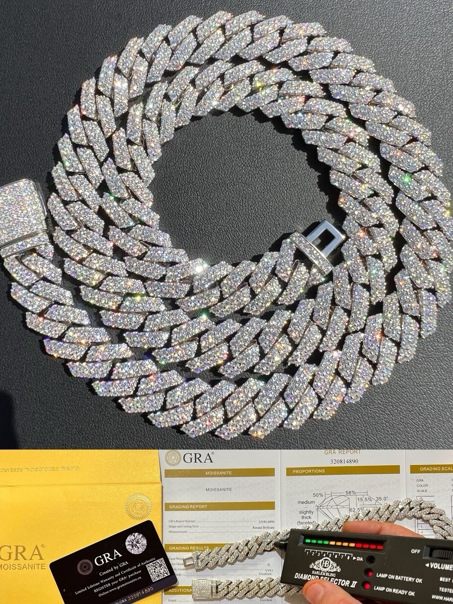 Iced Out Cuban Link Chain Necklace Luxury Look. Premium Shine.💎💍