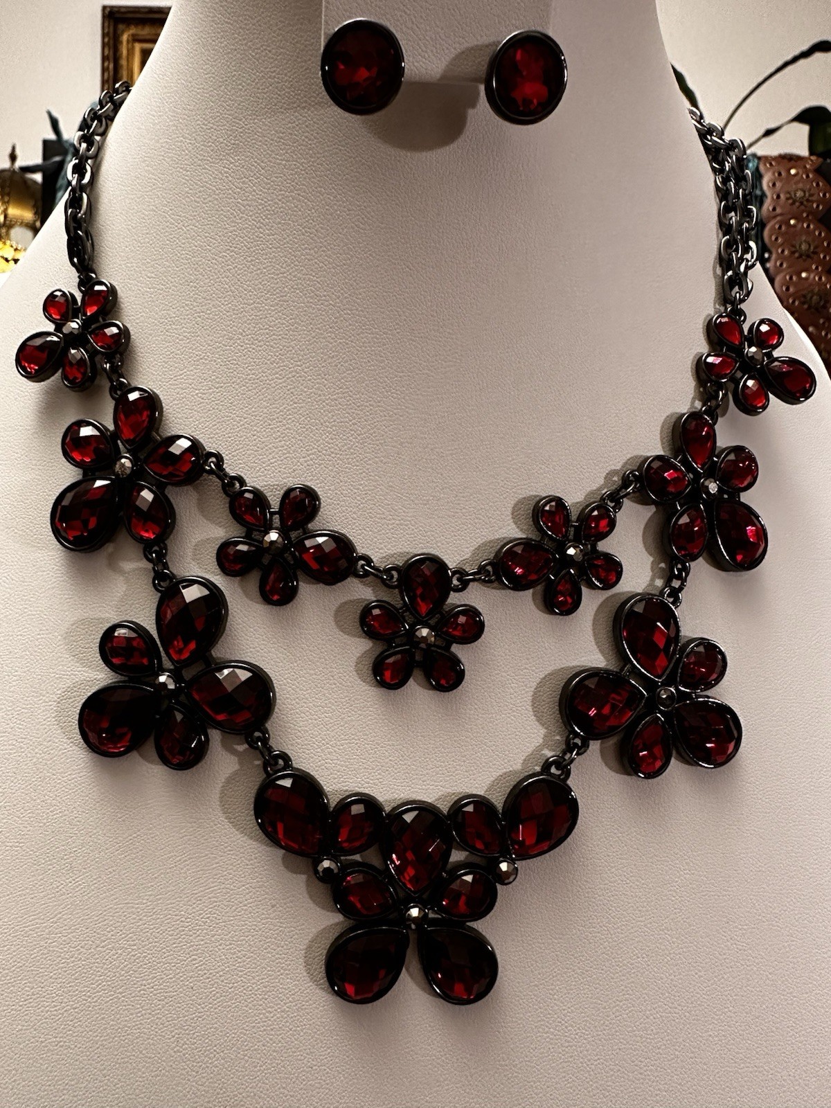 NWT Statement Necklace & Post Back Earrings black Metal and Red Glass