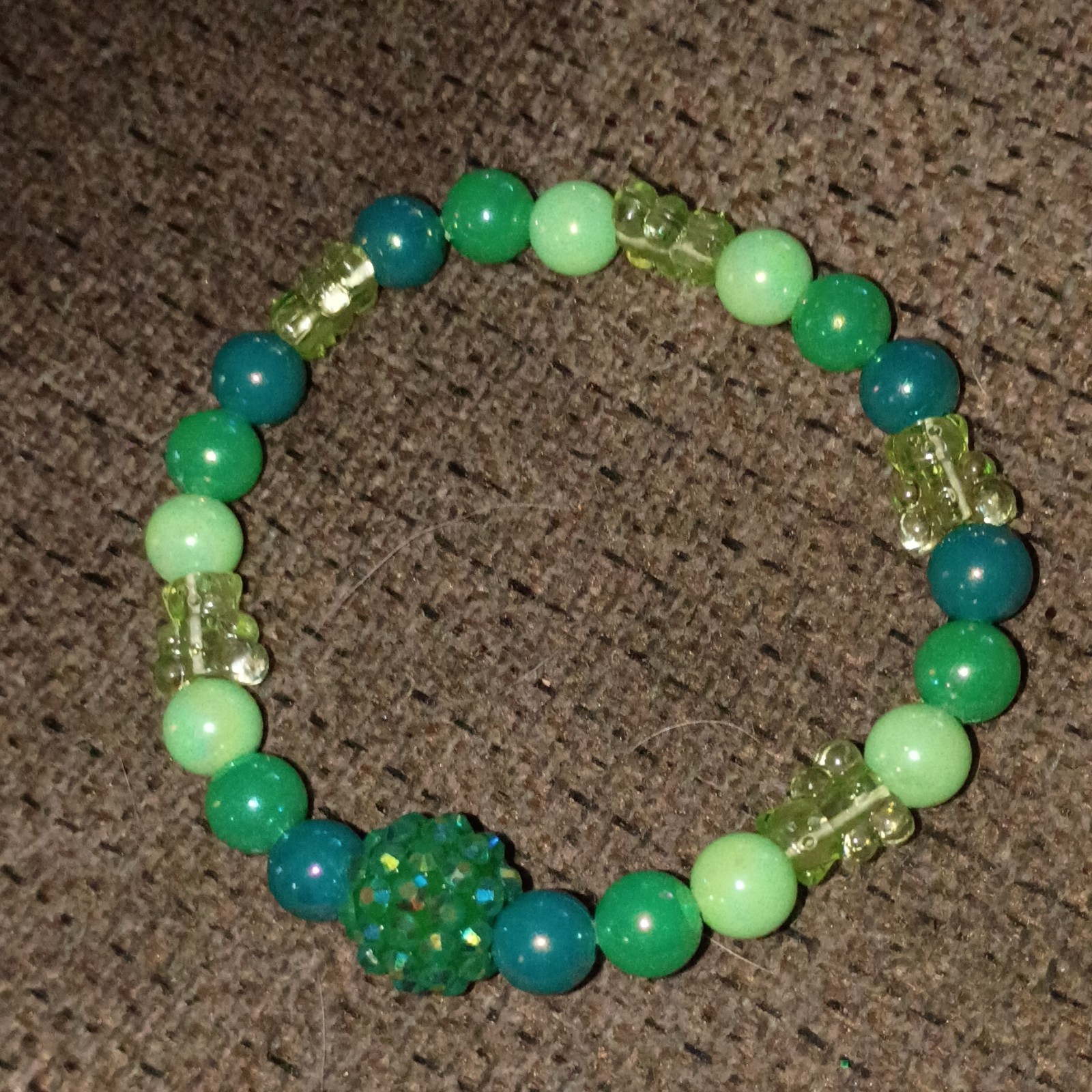 Green & Blue Plastic Round Beaded Charm Stretch Bracelet w/ Sparkly Accent