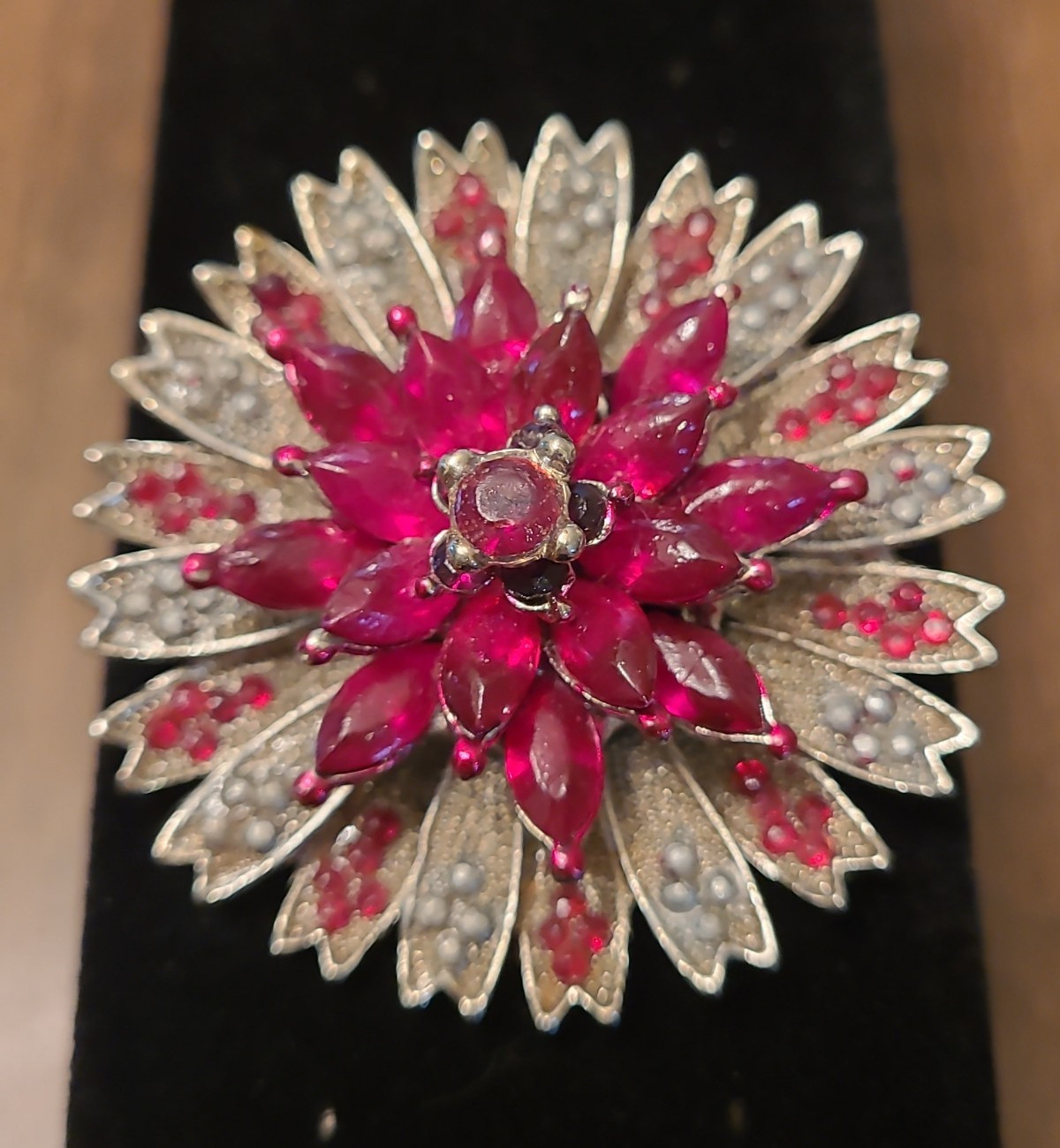 Vintage Ruby Red Rhinestone Chrysanthemum Flower Brooch Silver Tone Unsigned