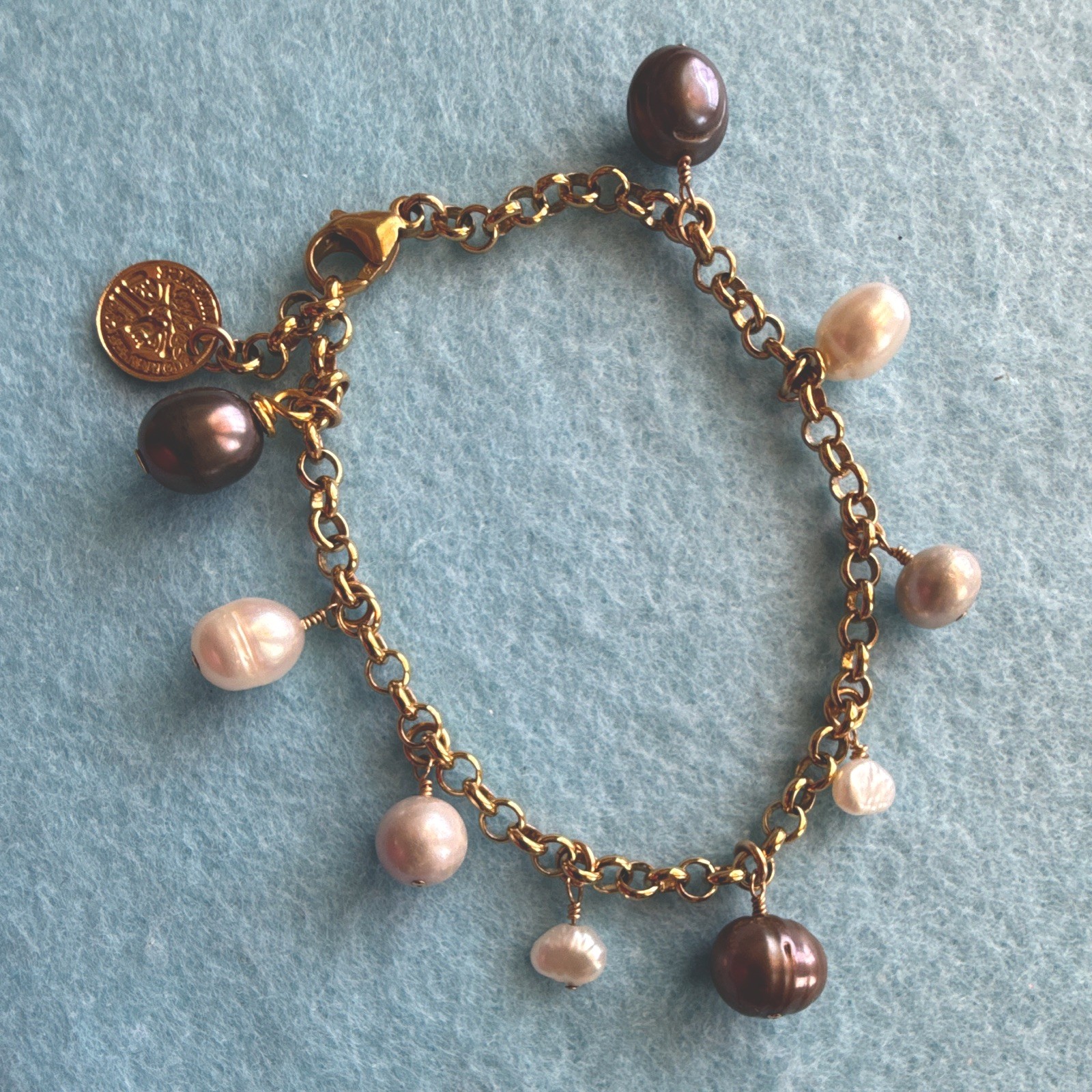 Gold filled Rolo Chain Charm Bracelet Lobster Clasp Baroque Pearl Dangles
