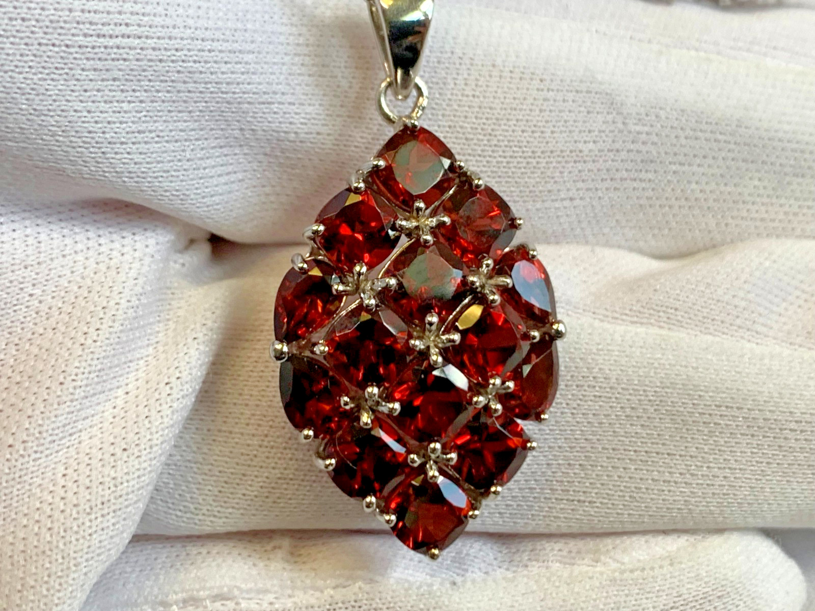 Sterling Silver Necklace 7g Fine Jewelry 19.5″ Chain Garnet Look Stones *READ*