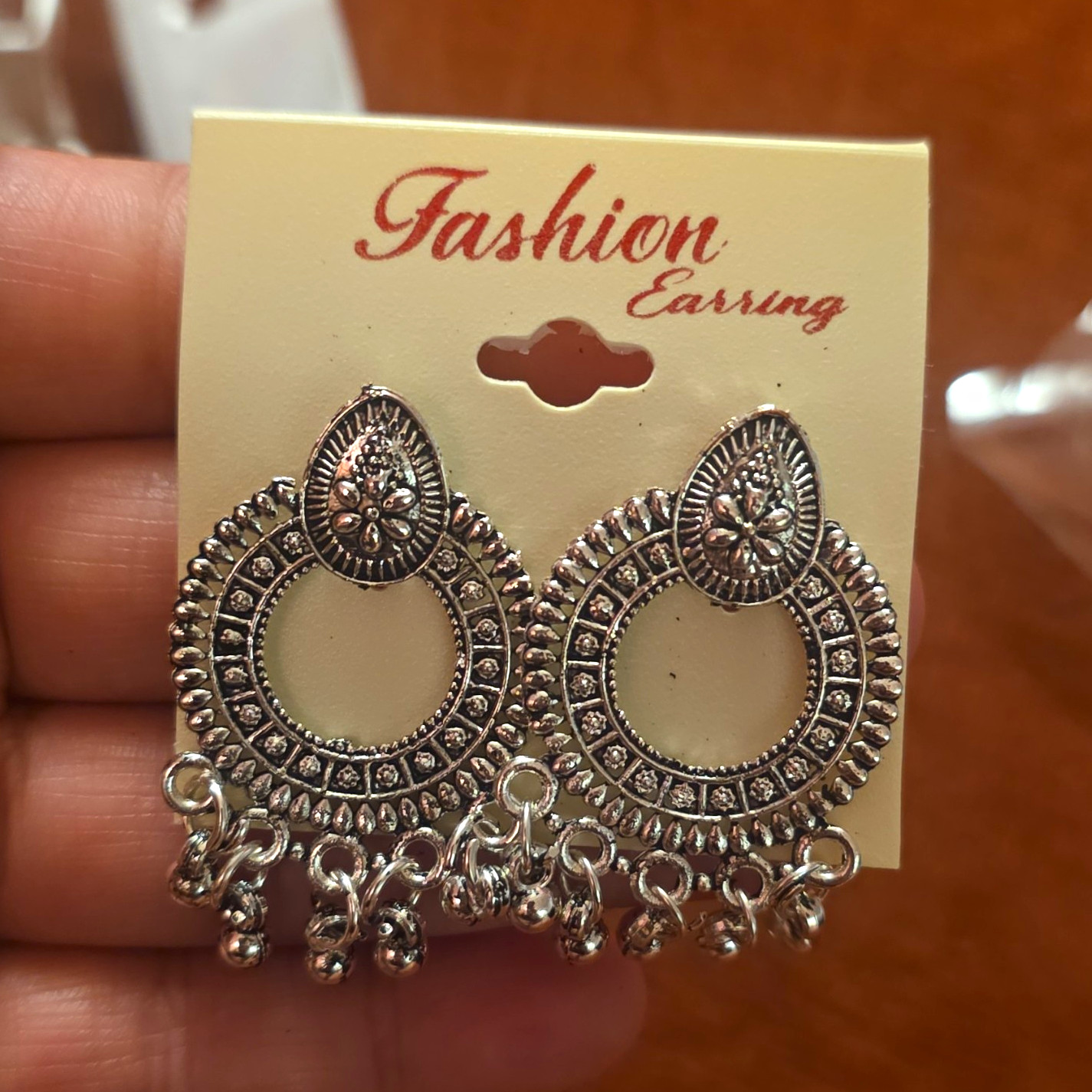 Silver Tone Metal Chandelier Dangle/Drop Teardrop Earrings, Stud, No Stone