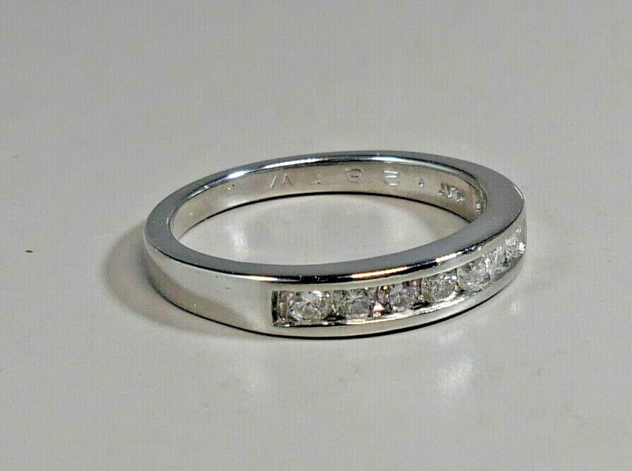 PLATINUM CHANNEL SET 7 DIAMOND WEDDING BAND RING 0.28 TCW