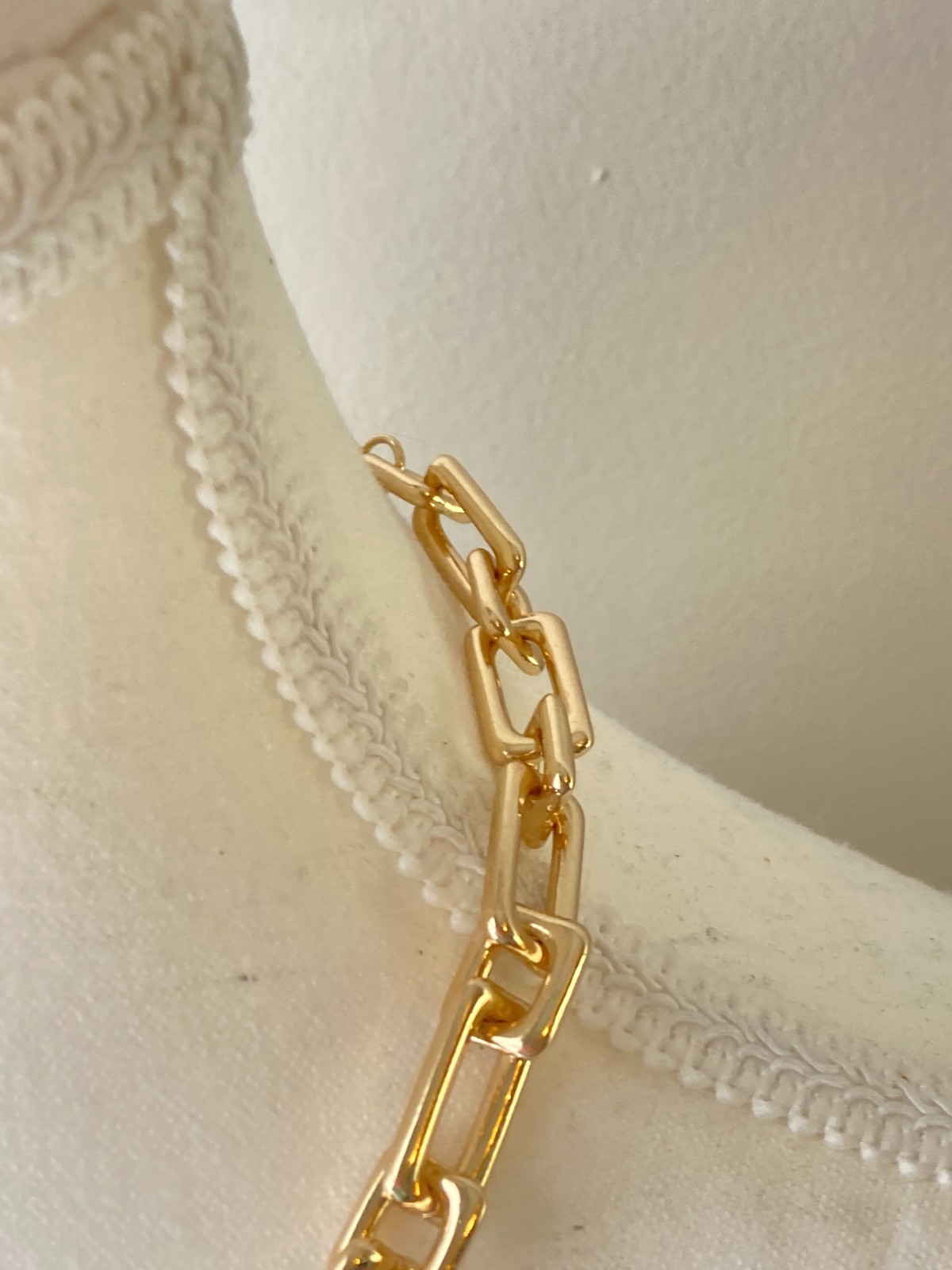 Gold Tone Paperclip Link Chain Necklace Chunky Collar Choker Couture Glam