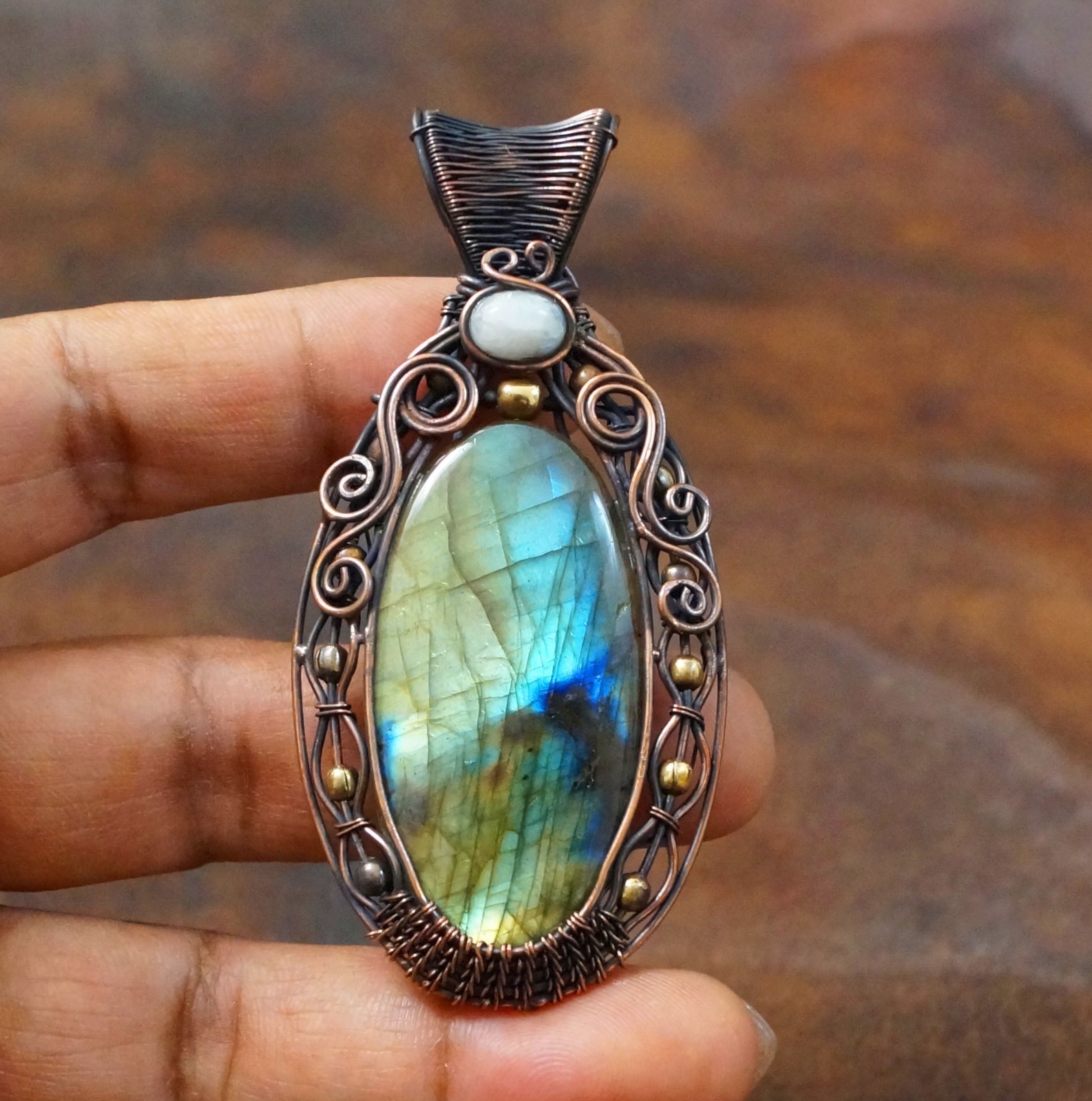 Green flash Labradorite Copper Wire Wrapped Pendant Handmade Gift Jewelry (PD-86