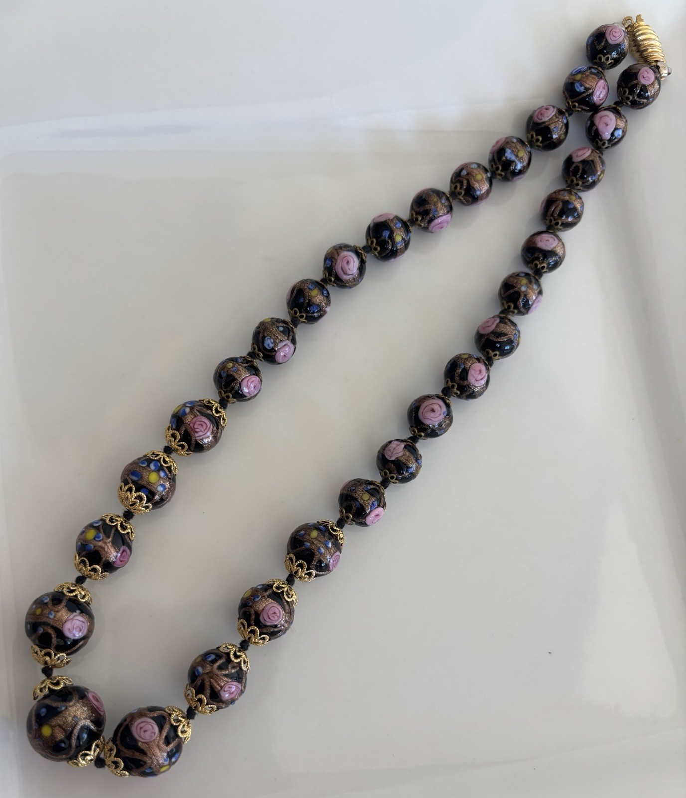Black Glass Beaded Necklace Pink Rose & Blue Accents Gold-Tone Barrel Clasp