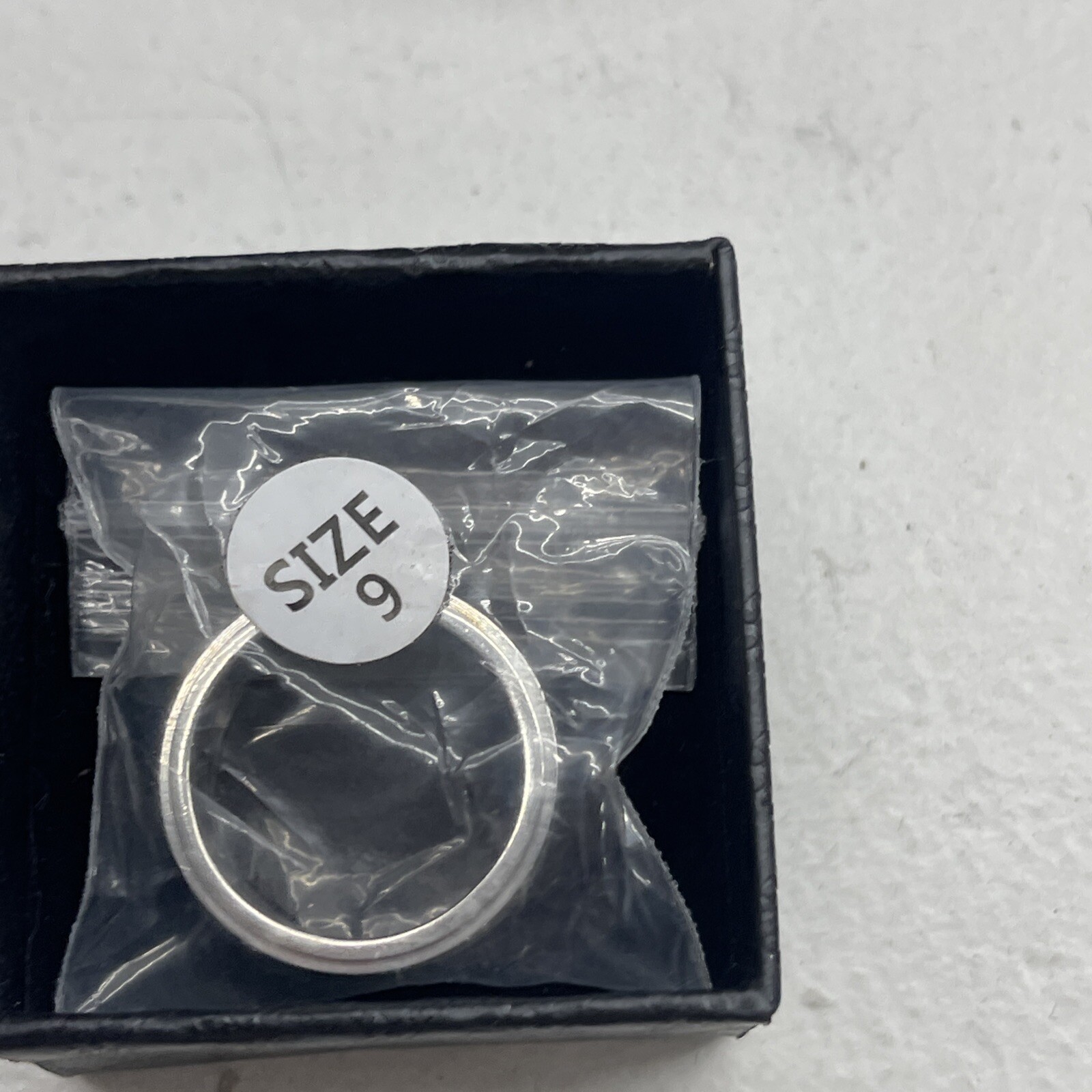 QEPOL Silver Rainbow Spinner Ring Unisex Adults Size 9 New