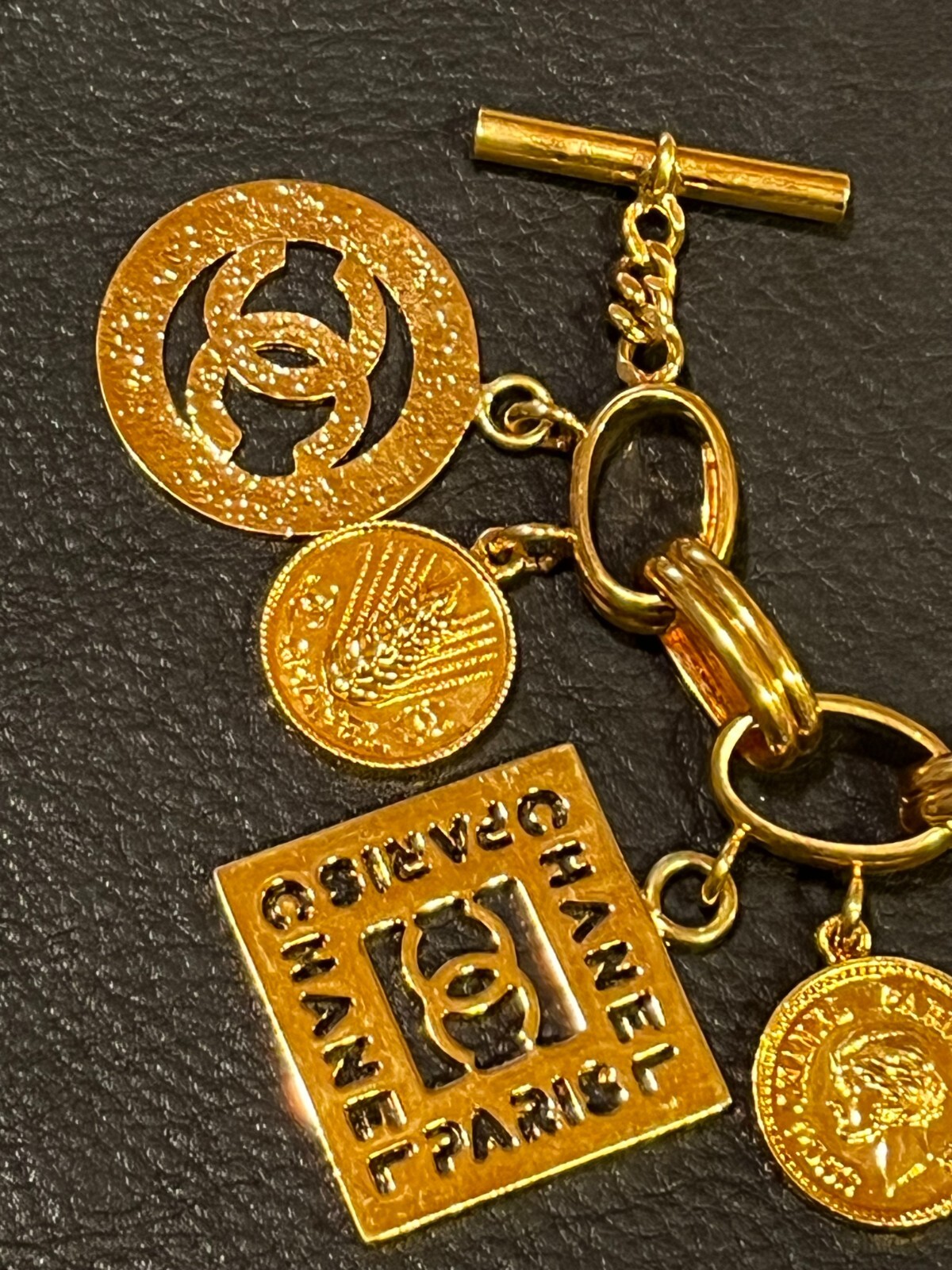 CHANEL Bracelet Bangle AUTH Coco Mark chain Logo Vintage Rare GOLD Icon 93A F/S