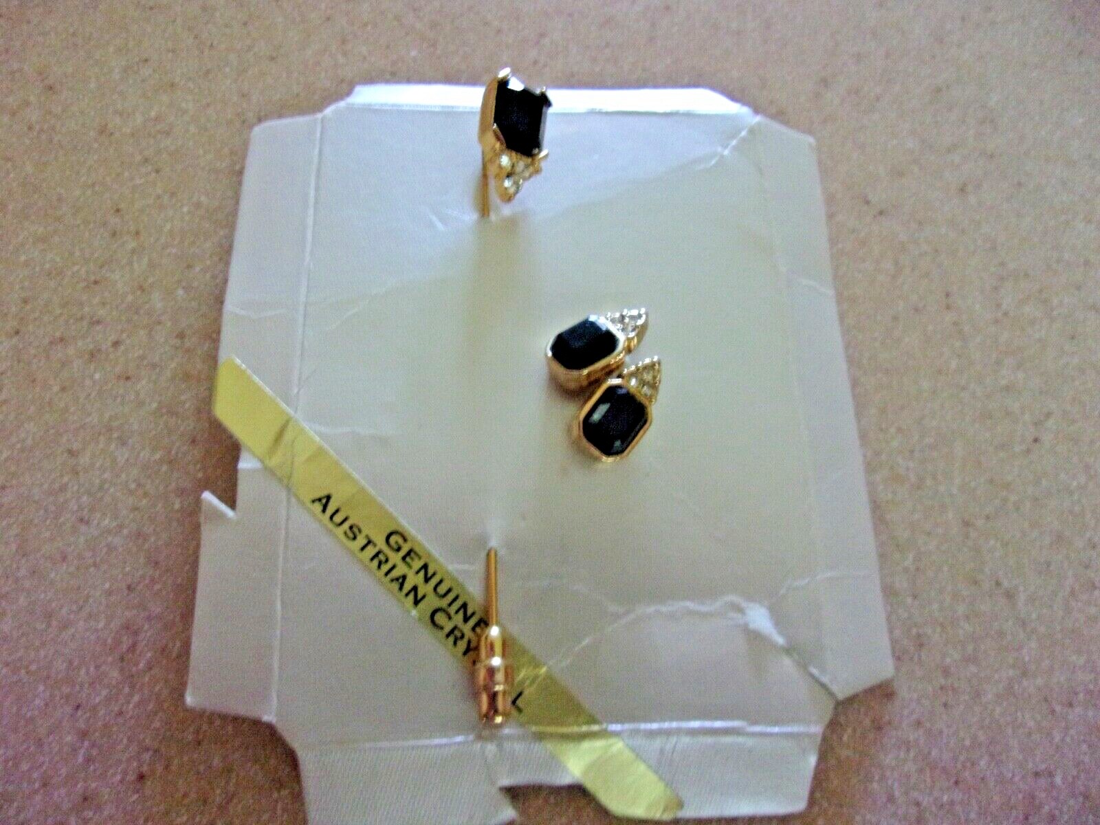 Stick pin and Crystal post earrings. Austrian crystal dark gold setting. New P10