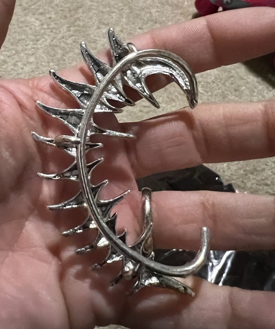 Gothic Punk spike Dragon Bone silver wrap cartilage around left Ear Cuff Jewelry