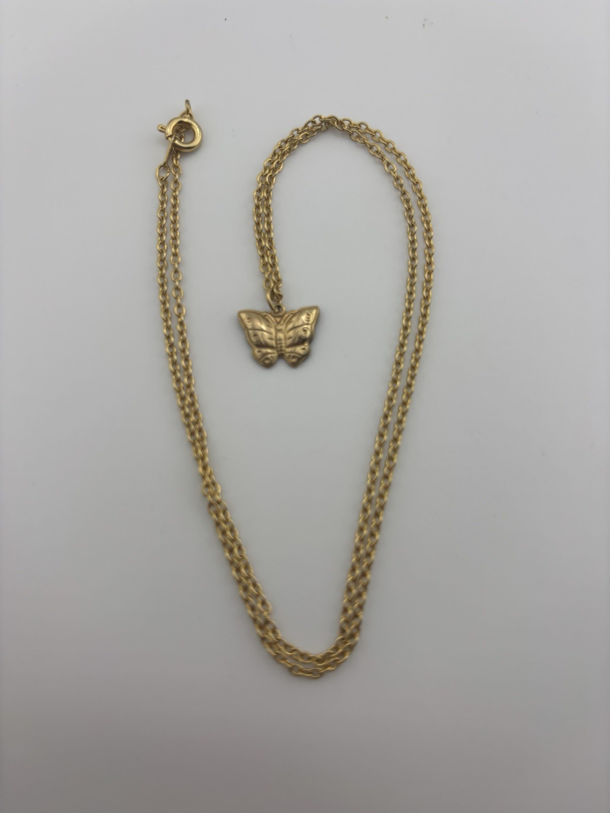 Gold Tone Butterfly Necklace 9.5in Long