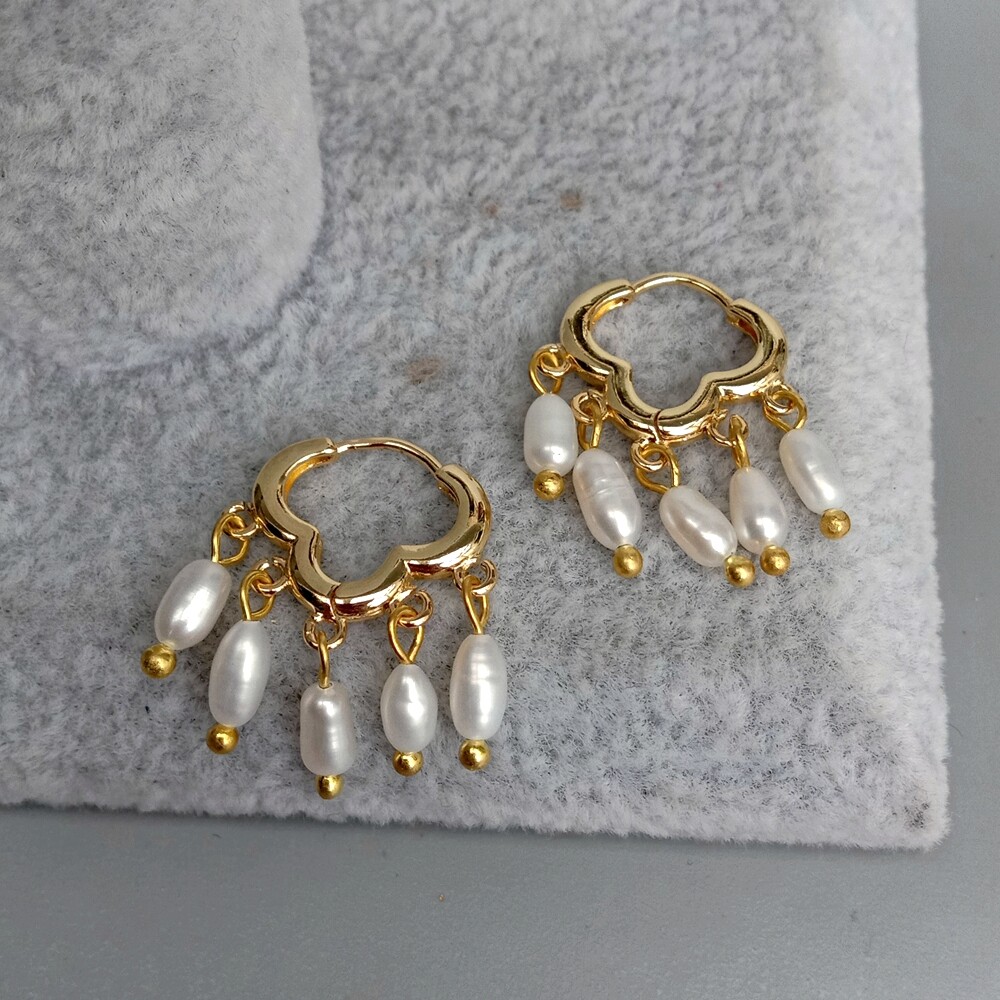Freshwater Cultured White Rice Pearl Cloud Earrings