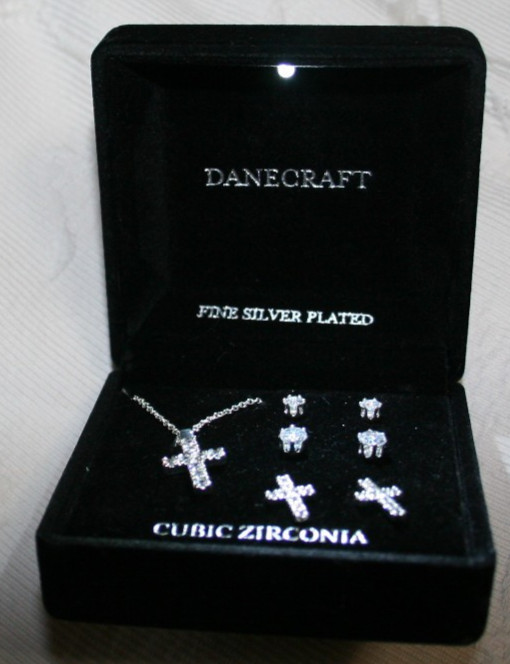 Danecraft fine silver plated set of earrings & necklace cross pendant 7 pcs SET