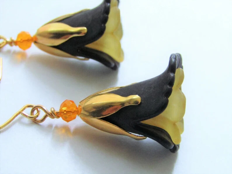 Flower Dangle Earrings Dainty Floral Earrings 24kt Earrings Gift For Nature Love