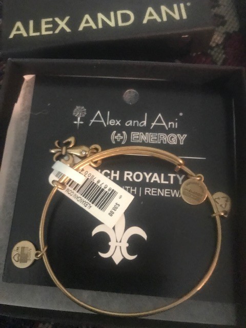 5 Alex and Ani Bangles New W/Tags and 4 boxes unworn barcodes intact