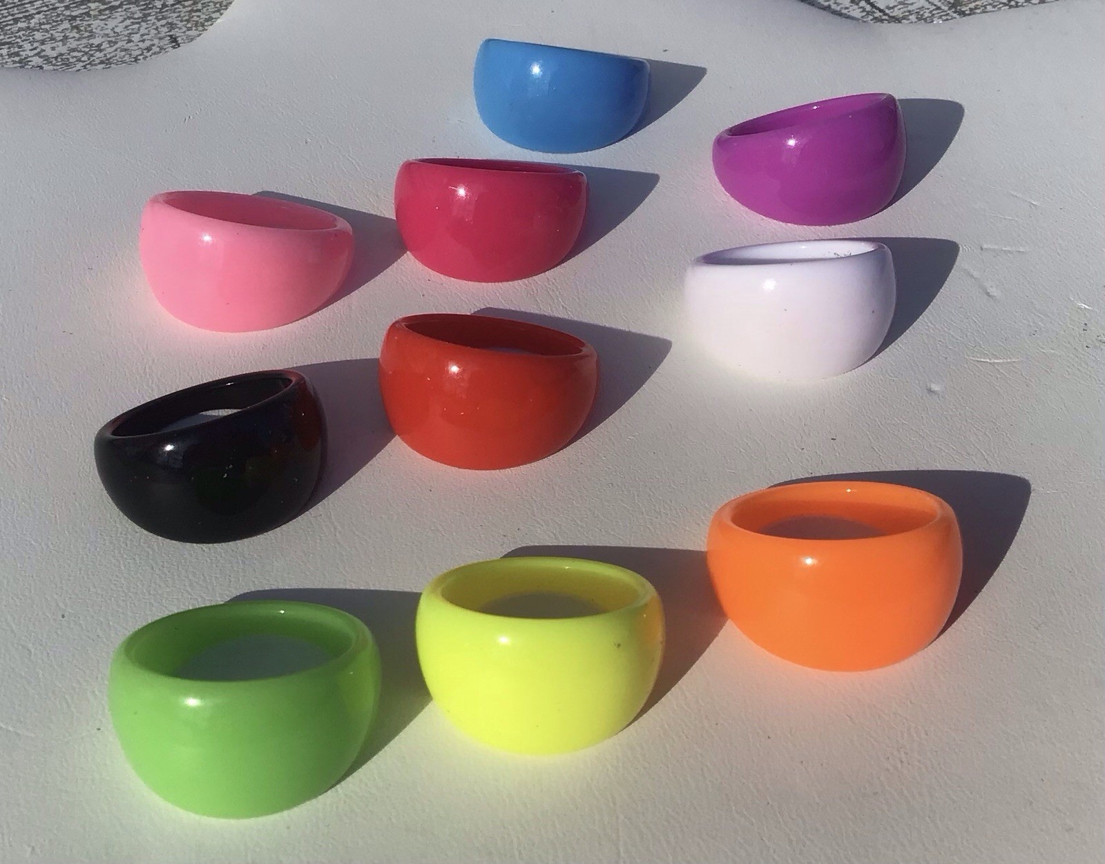 Chunky Resin Plastic Lucite Ring FREE SHIPPING Retro Ring Mod Ring USA Seller