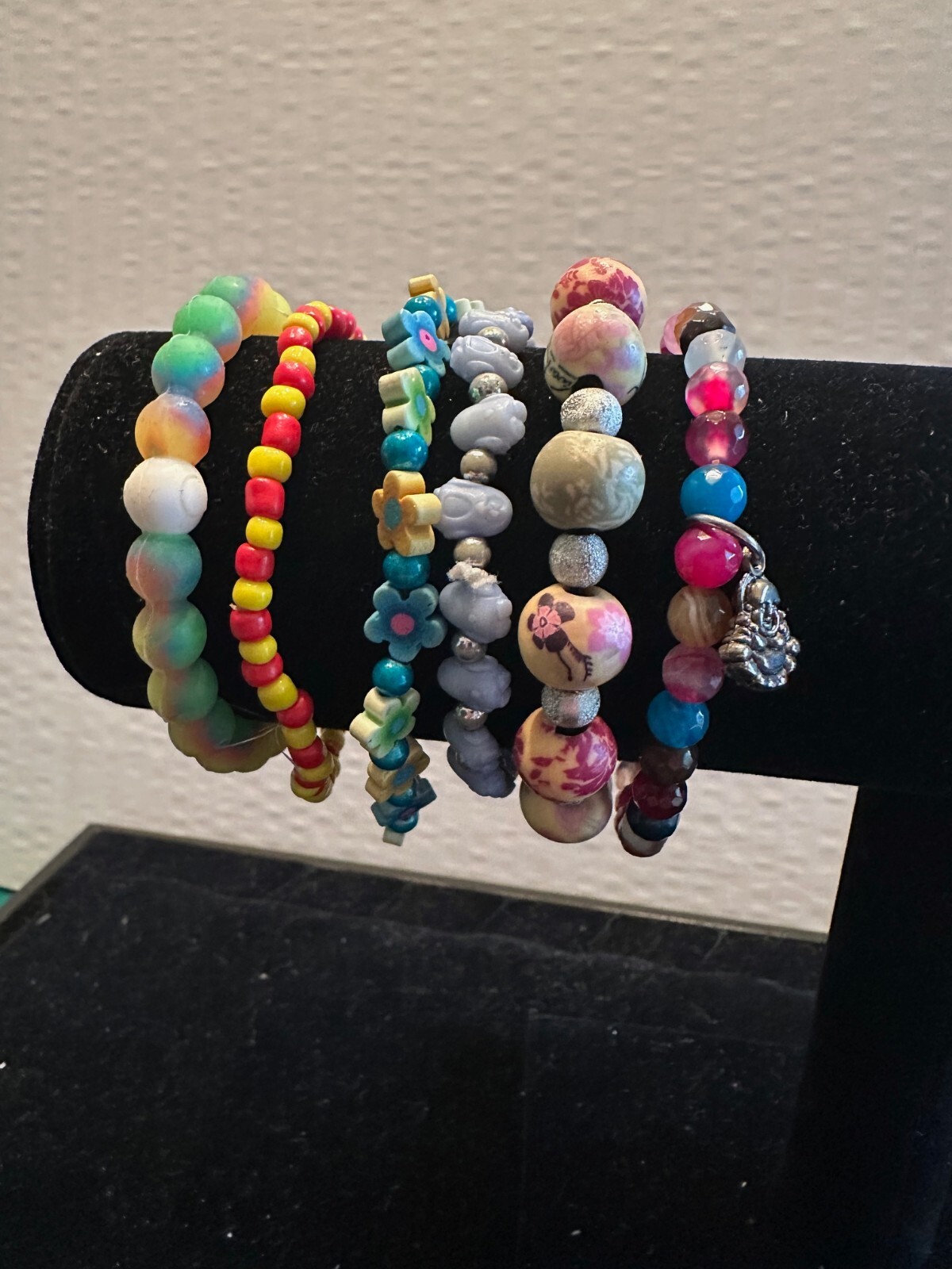 Assortment of 11 Bracelets Stretch Friendship Colorful Varied Sizes