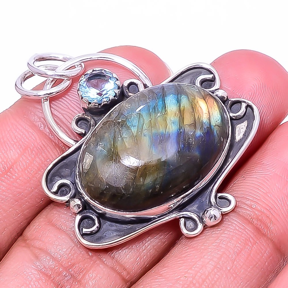 Labradorite – Madagascar & Blue Topaz 925 Sterling Silver Pendant 1.76″ P47