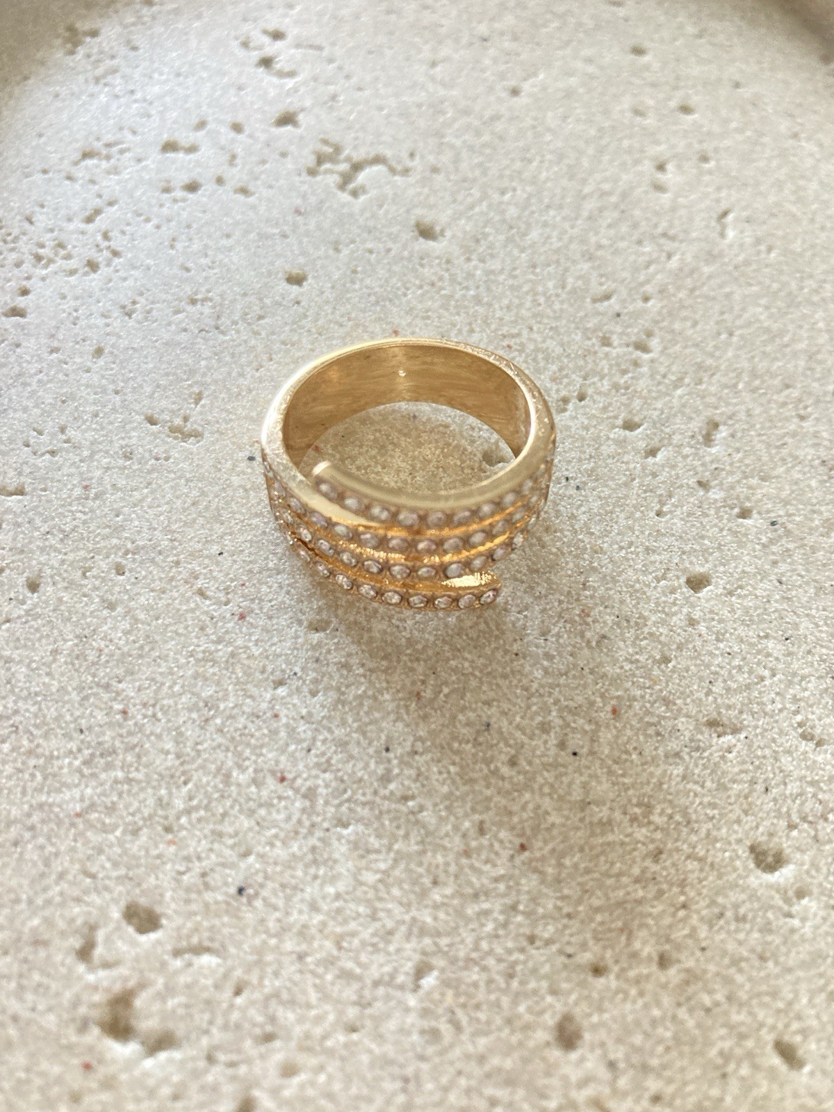 Vintage Gold Tone Rhinestone Wrap Ring Statement Bypass Cocktail Ring Romantic