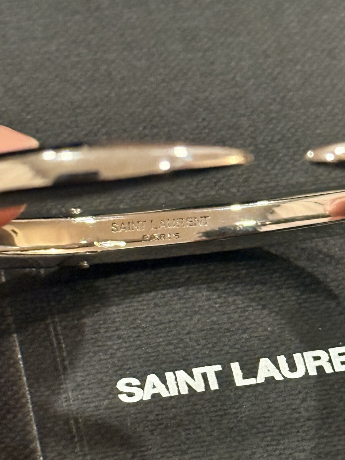 Brand New w/box Saint Laurent YSL Claw Bracelet In Brass Metal Size M