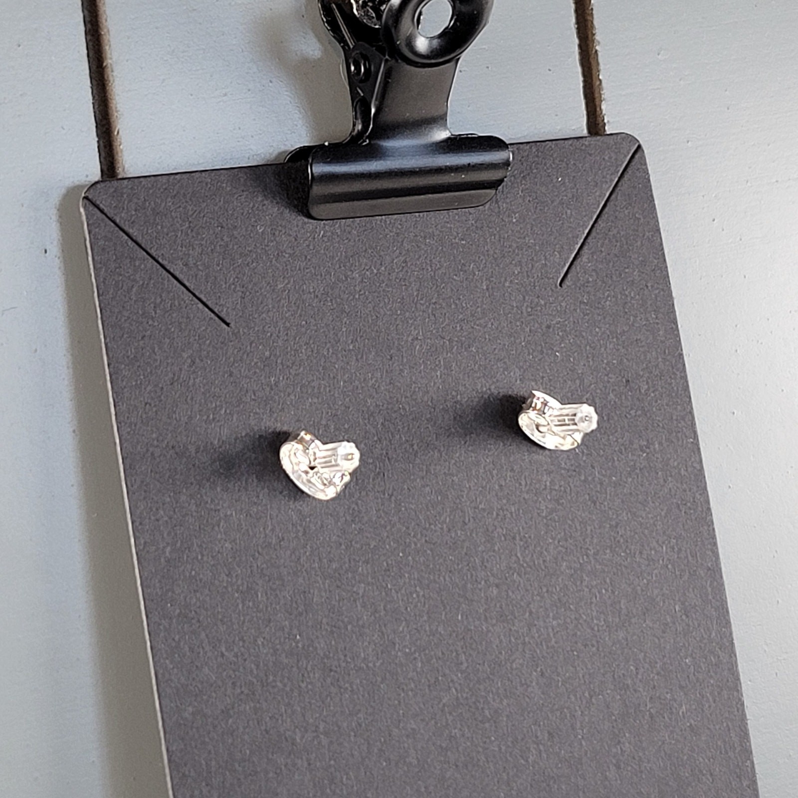 Silver Tone Sand Dollar Stud Earrings Beach Ocean Theme 0.97in Round Beach Core