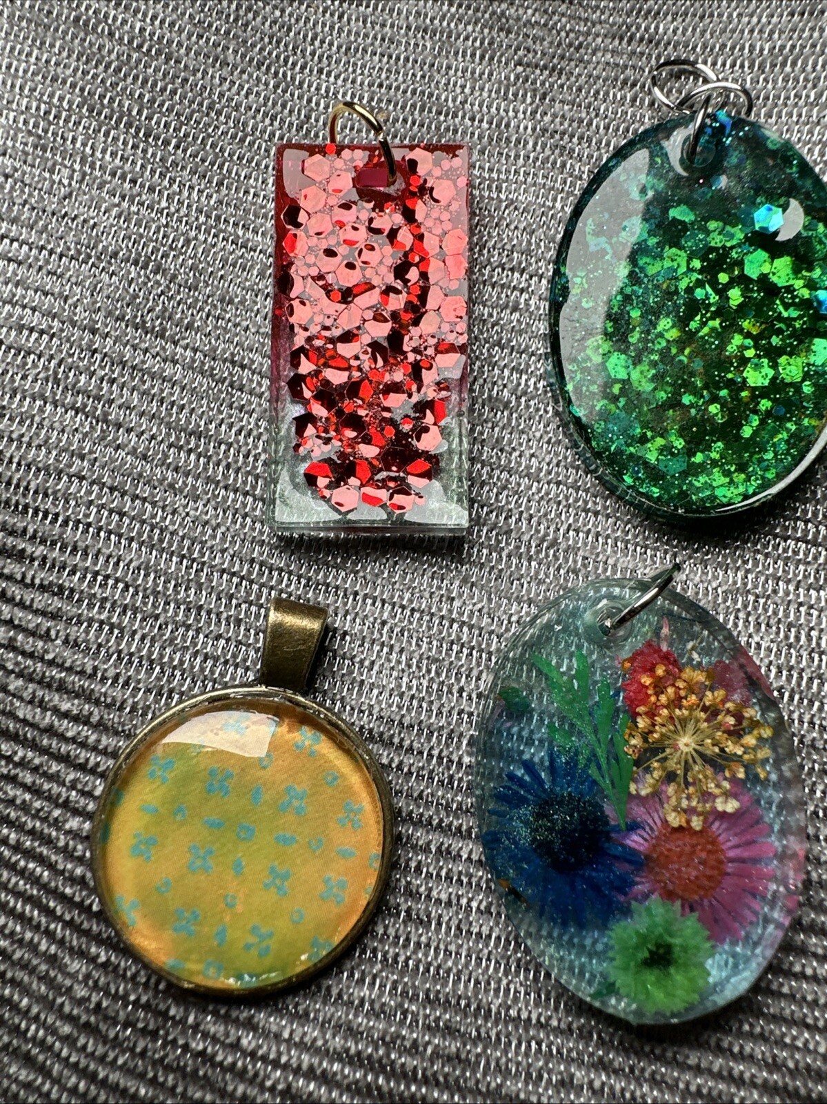 4 Pendant Necklaces New Assorted Glass Resin Mixed Media Handmade 5403 W