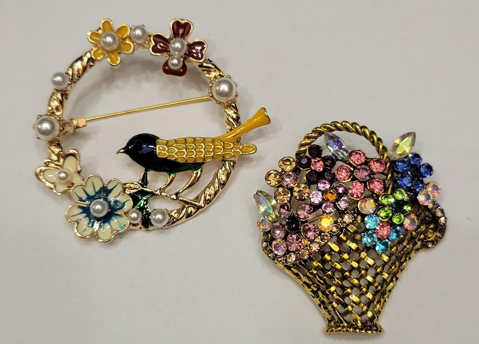 Gorgeous Rhinestone Flower Floral Bouquet Bird Brooch Lot CA USA P69