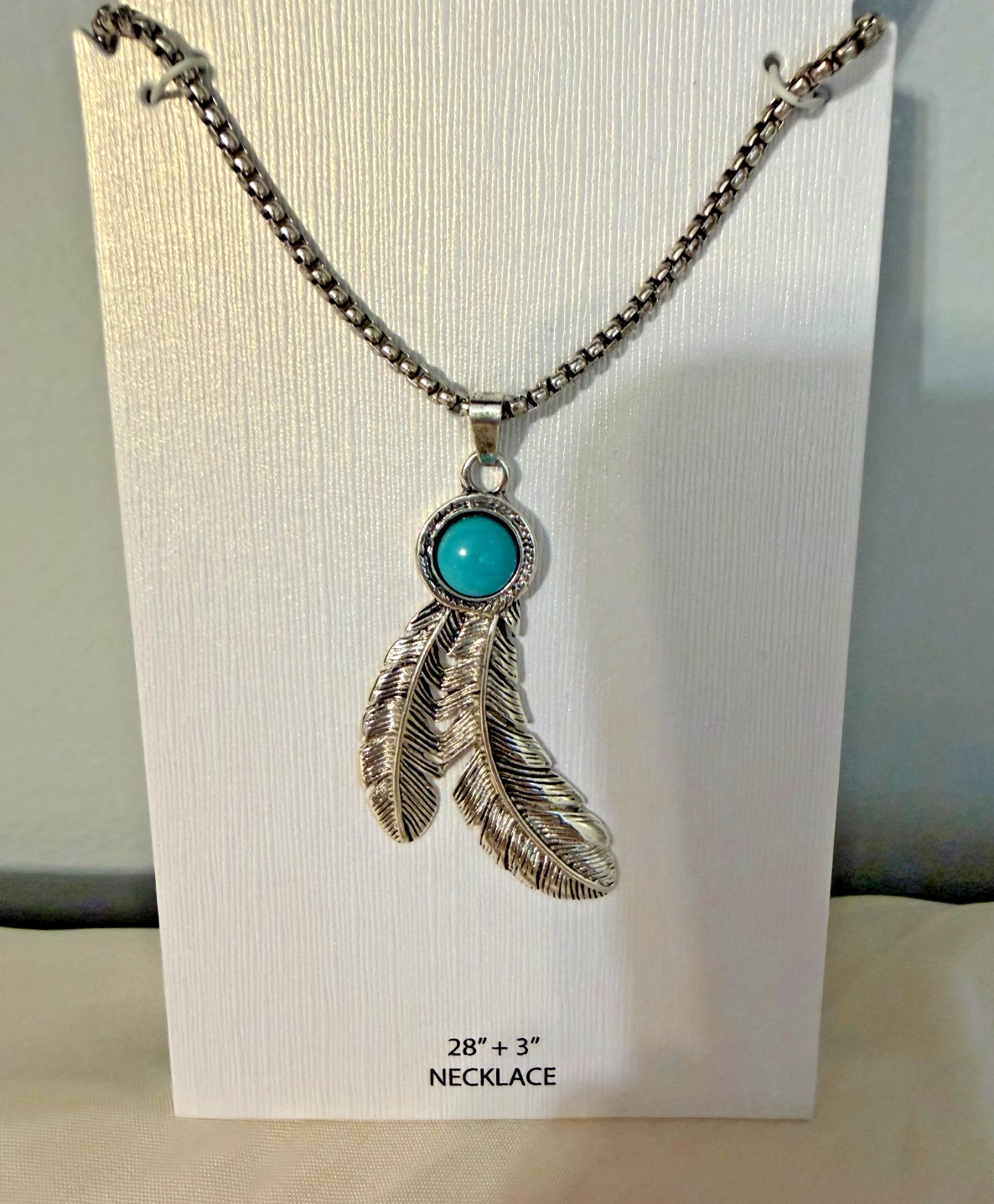 Jessica Simpson Turquoise Feather Pendant Necklace 28″ + 3″ Extender