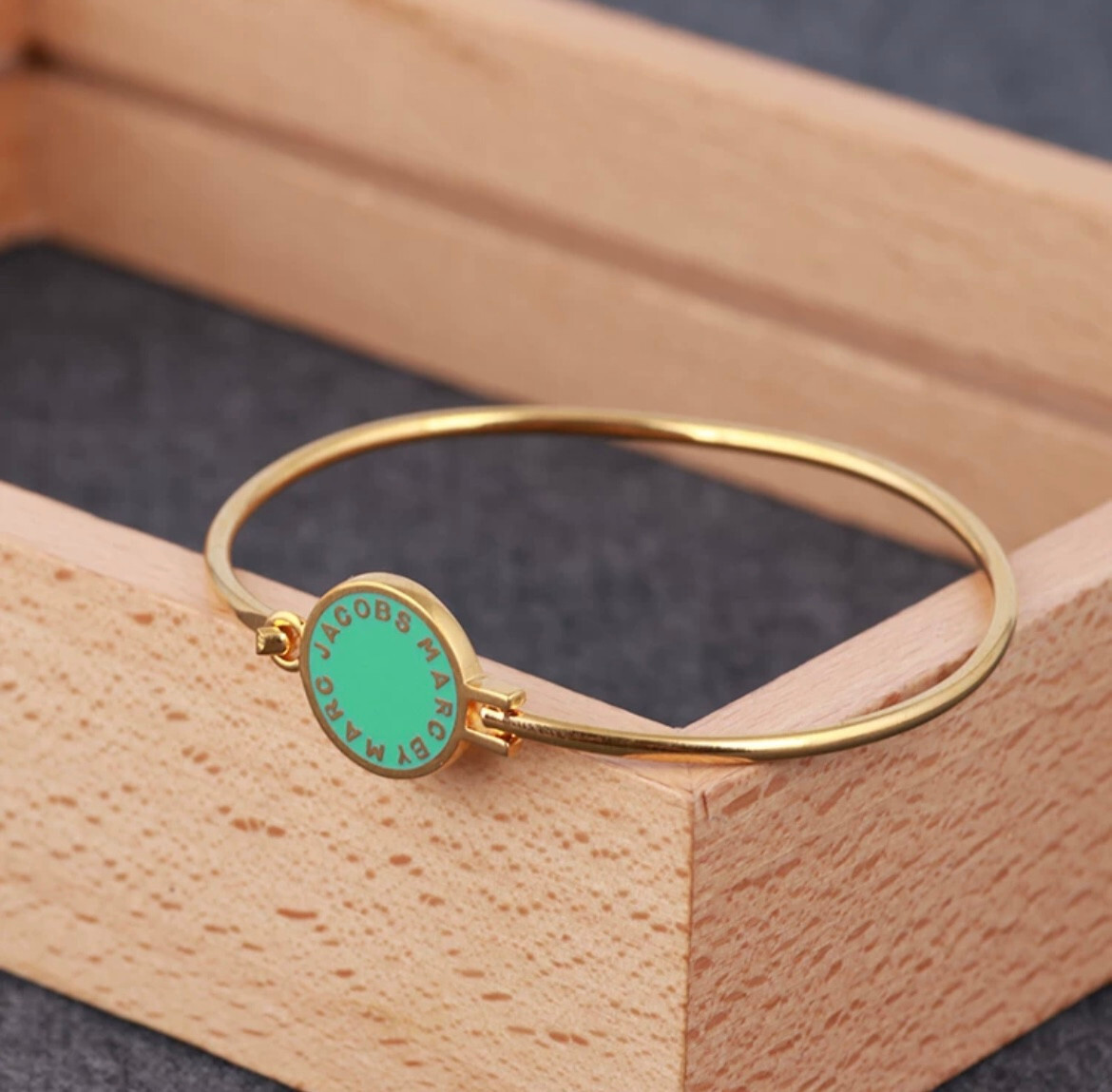 NEW MARC JACOBS Logo Disc O bangle bracelet free shipping