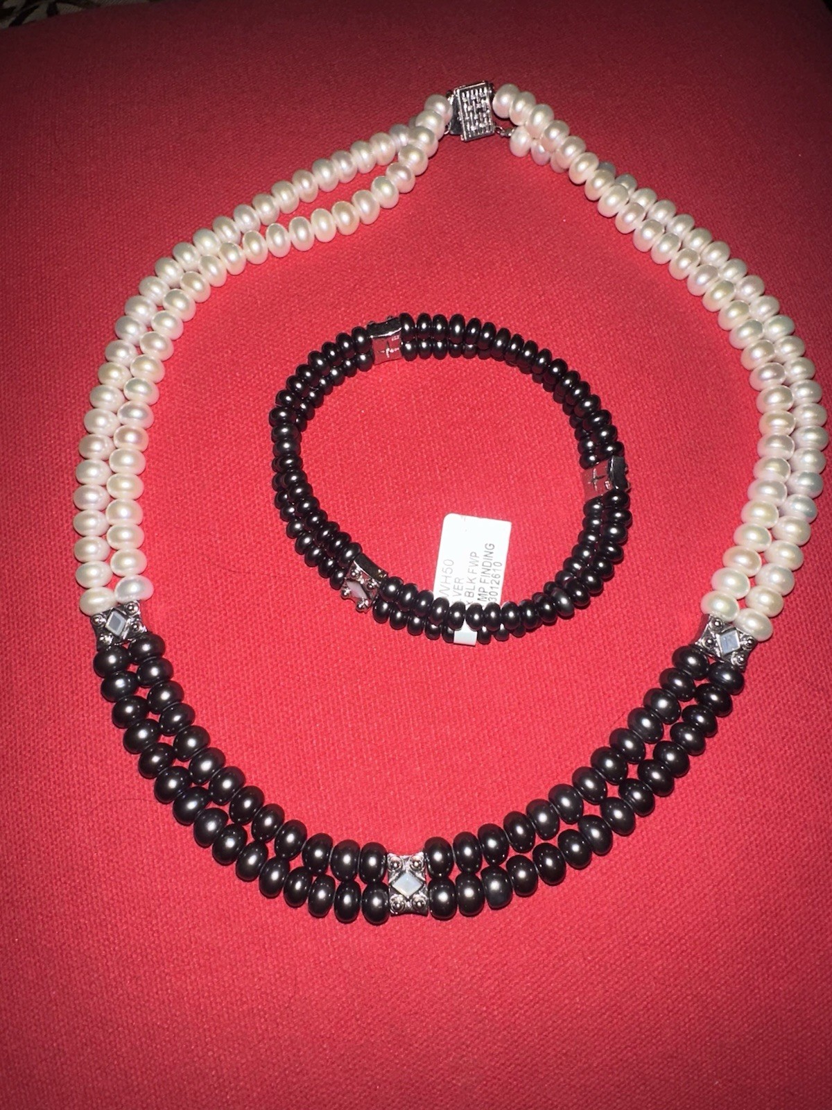 Black & White Round Pearl & Glass Jewelry Set Necklace Bracelet 925 silver