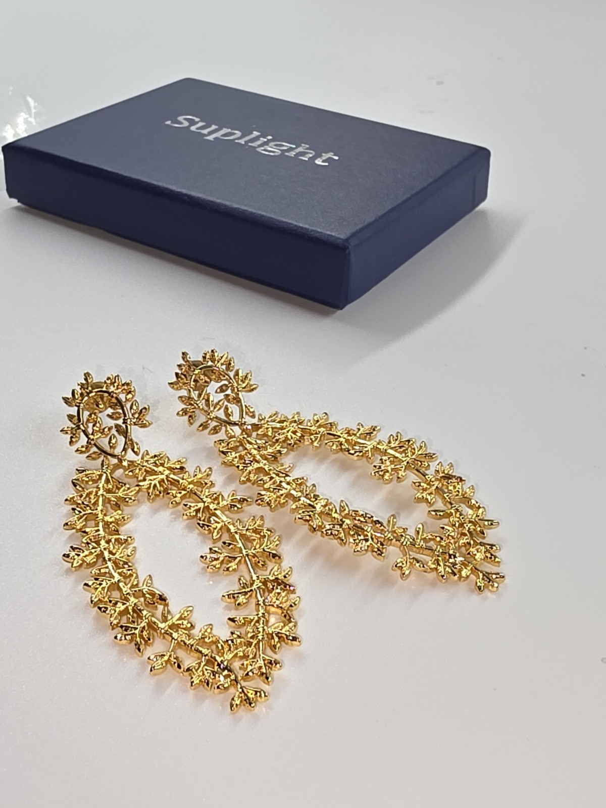Suplight Leaf Branch Dangle Earrings 2 Pair Gold Silver Tone Box LE8146K