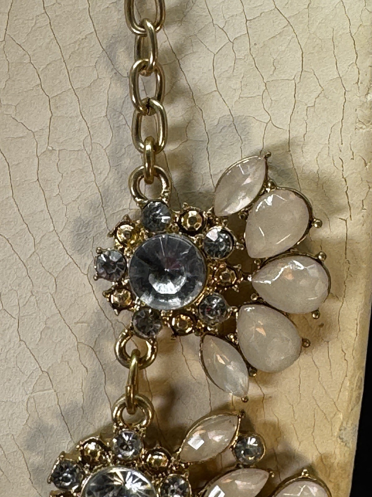 Dangle Bib Statement Necklace 18” + 3” Extender Gold Tone Pale Pink White Clear