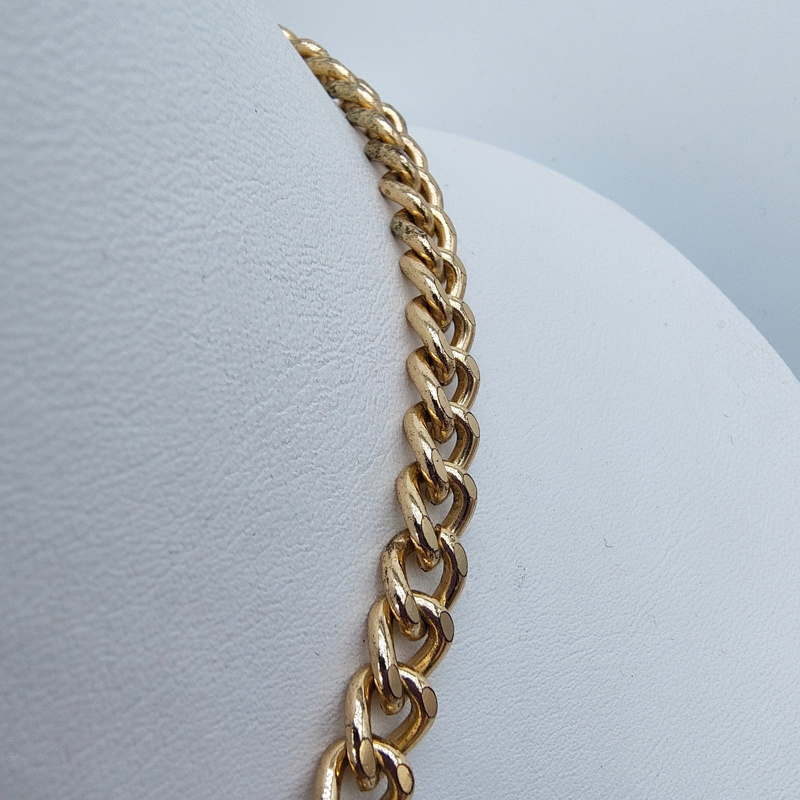 Maximalist Mod Style Bib Statement Necklace Gold Tone Faceted Acrylic