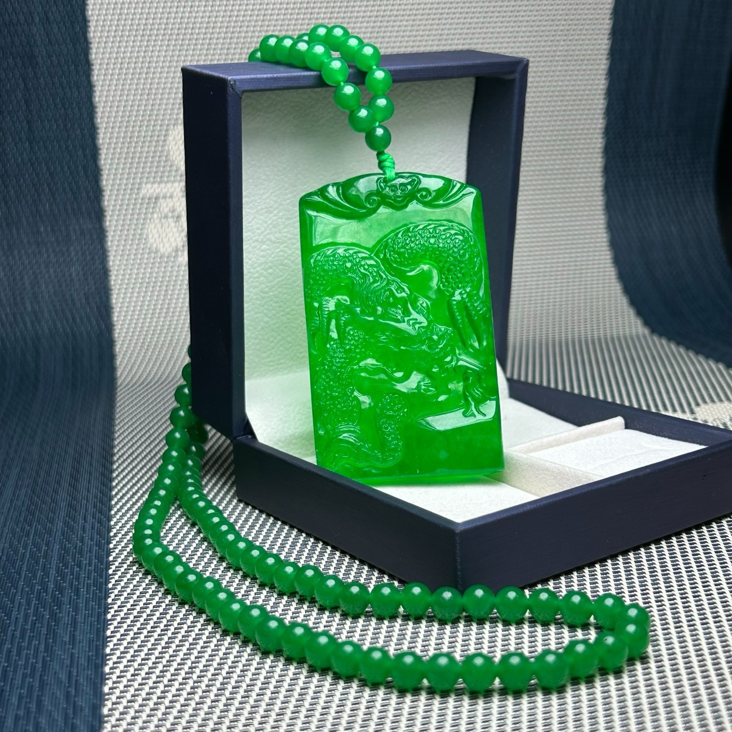 Luckly Natural ice green Burmese Jade Jadeite Carved dragon Pendant&Necklaces