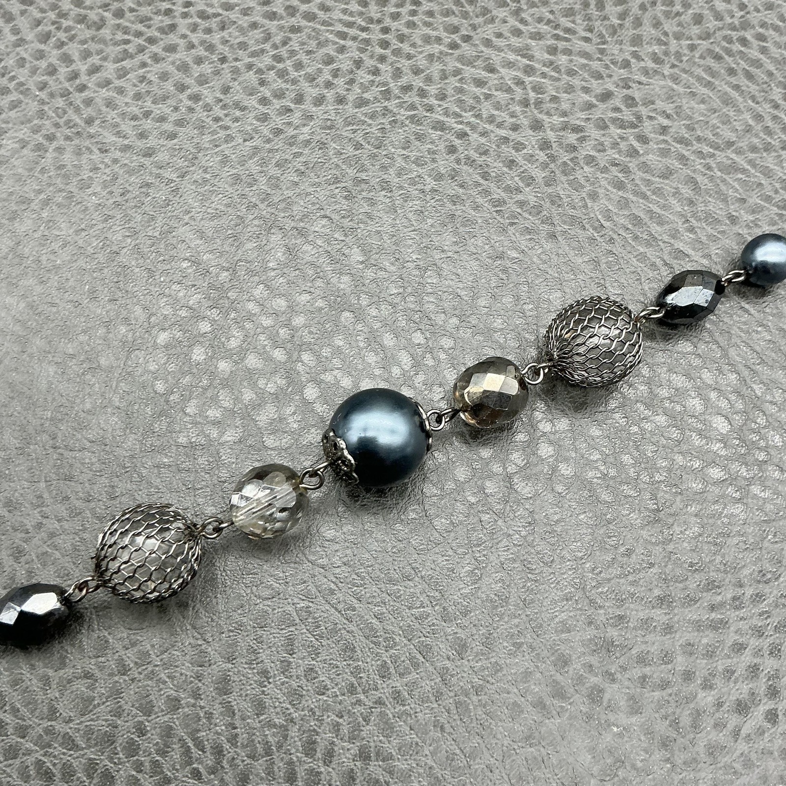 Cookie Lee Bracelet Silver Tone Gray Beaded Womens 8 Inch Toggle Clasp Jewelry