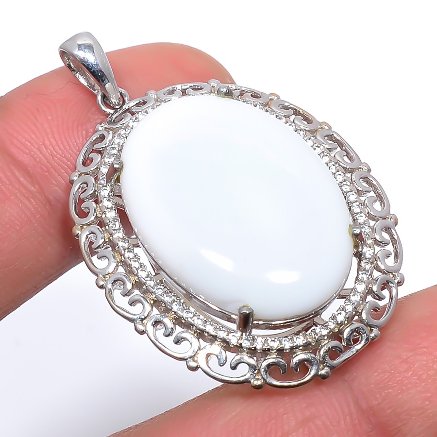 White Coral & Topaz 925 Sterling Silver Pendant 1.76″ P679-132