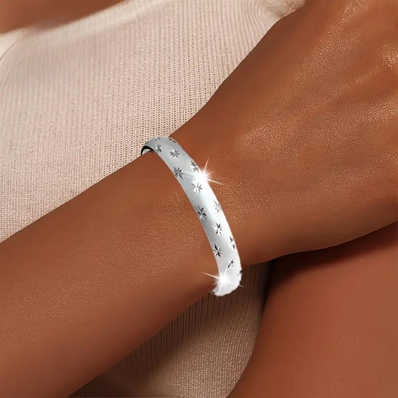Women’s Silvery Fashion opening Bracelet Simple Adjustable Alloy Bracelet