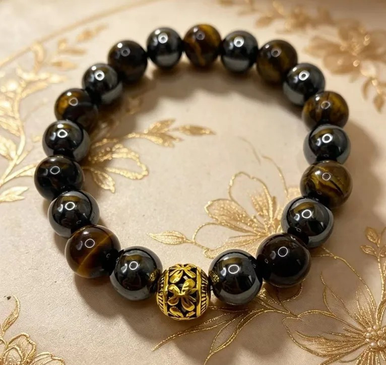 Beaded Slip-On Bracelet Tiger’s Eye & Hematite Round Beads Gold-Tone Center