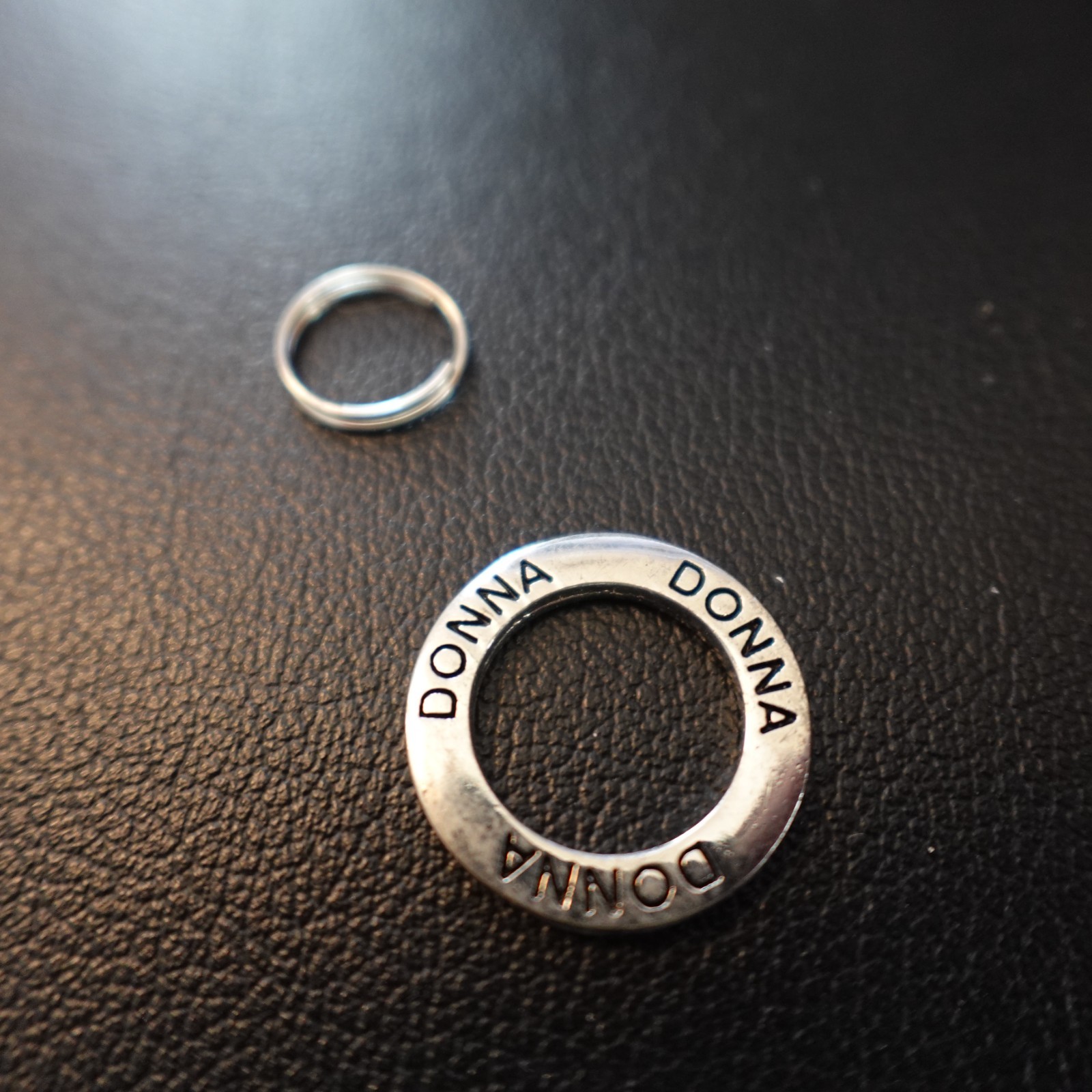Donna Personalized Charm Silver Tone Circle Ring Engraved Name Gift