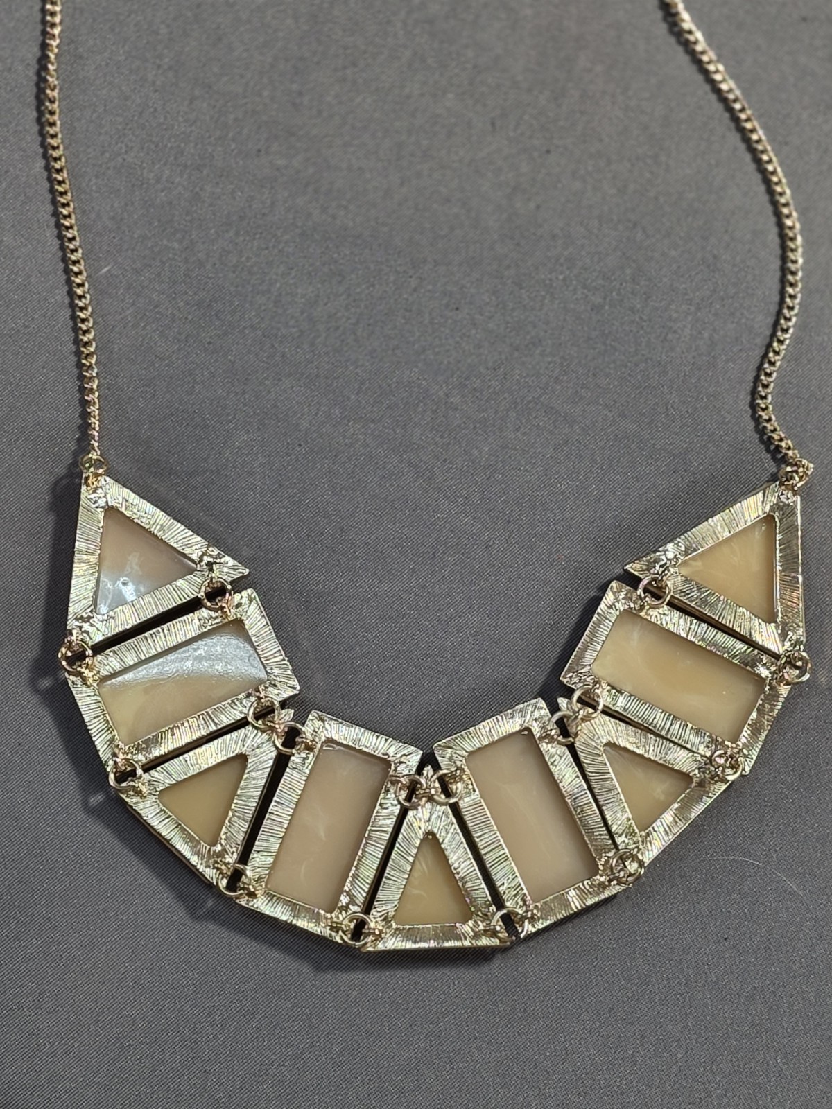Geometric Beige Statement Necklace – Gold-Tone Chain | Neutral Resin Stone…